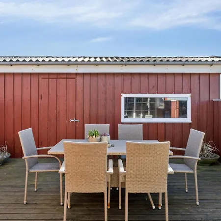1114 Holiday home *